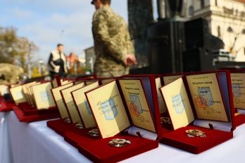 Нагородження військових. Фото ЛМР