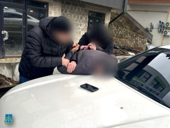 На Тернопільщині затримали працівника ТЦК за отримання хабаря за ухилення від мобілізації