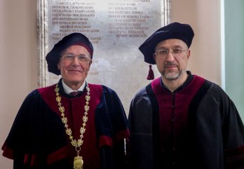Прем’єр-міністру Денису Шмигалю присвоїли почесне звання доктора Львівської політехніки
