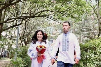 Не бачила два роки: у львівській лікарні вийшла заміж жінка з Донеччини, якій медики повернули зір – 01