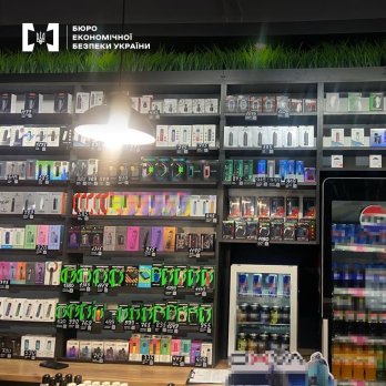Підпільну мережу з продажу вейпів викрили у Львові