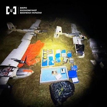 На Львівщині затримали батька та сина за контрабанду сигарет дронами – 02