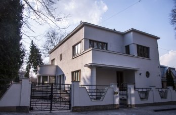 Вілла Фінкельштайнів на вул. Галицької Армії, 12