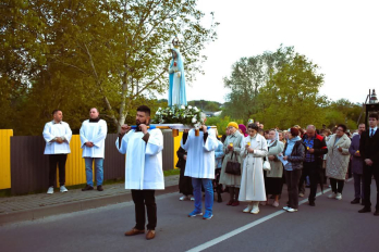 У Зимній Воді освятили новий римо-католицький храм