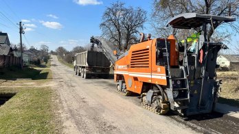 На Львівщині найбільші ремонти вже виконано на трьох дорогах – 02