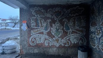 Зупинки з мозаїками обіцяють не демонтувати під час ремонту траси на Львівщині – 03