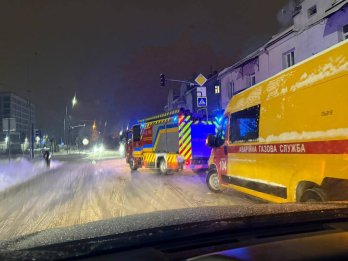 Через інвентор у Львові загорілося горище багатоквартирного будинку – 01
