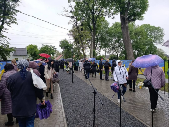 На Львівщині відкрили Алею Героїв: вшанували 54 захисників