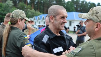 З російського полону звільнили ще одну групу українських захисників – 07