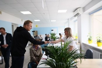 У Львові відкрили міський центр підтримки переселенців – 01