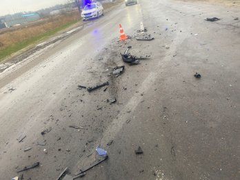 На об’їзній Львова сталася смертельна автотроща: вантажівка зіткнулася із легковим авто – 03