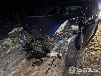 На Яворівщині через зіткнення Mitsubishi та Peugeot постраждали двоє водіїв – 01