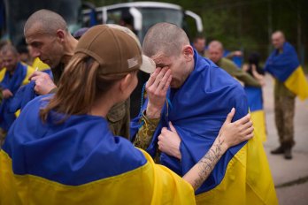 З російського полону повернулись ще 307 українців — триває масштабний обмін – 01