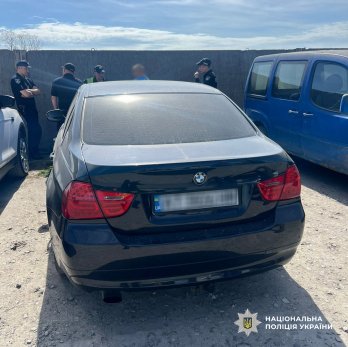 Авто, яким керував водій