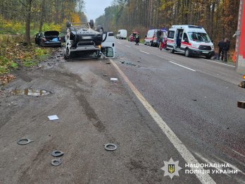 На трасі Львів — Луцьк сталася масштабна ДТП: один загиблий і дев’ятеро постраждалих – 02