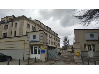 Укрпошта за 56,8 млн грн продає приміщення біля залізничного вокзалу у Львові – 02