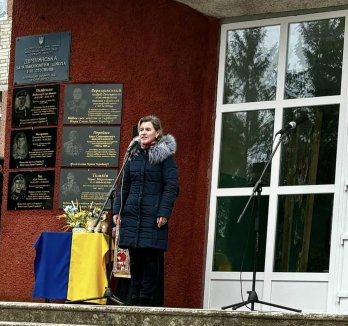 У Стрийському районі встановили пам’ятні дошки трьом воїнам, які навчалися в одній школі – 03