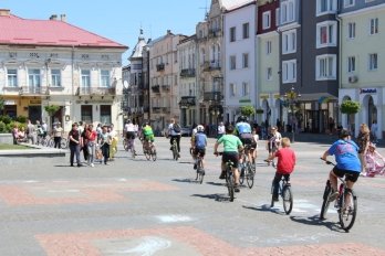 У Дрогобичі відбувся щорічний дитячий велопробіг – 01