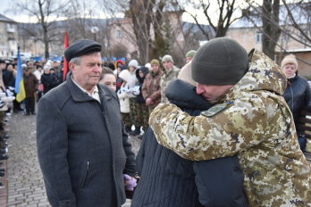 Сім’ям загиблих прикордонників зі Львівщини вручили ордени “За мужність”