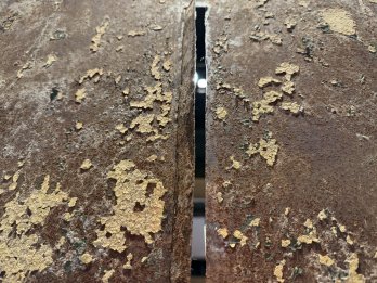 Мистецтво після паузи: у ZAG відкрили виставку робіт українських захисників – 01