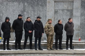 Зеленський разом з президентом Латвії вшанували пам’ять загиблих захисників на Личаківському цвинтарі – 11