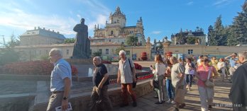 До 160-річчя Андрея Шептицького у Львові відкрили виставку “Квіти для Митрополита”