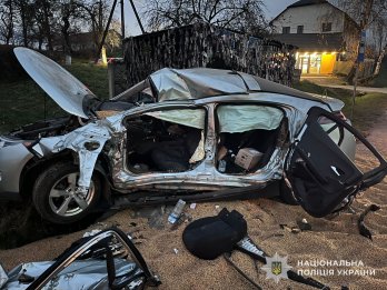 Біля Бібрки 47-річний львів’янин потрапив у смертельну ДТП з вантажівкою – 02