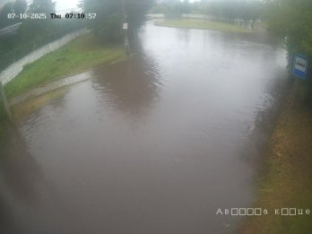 У Львові через зливу затопило декілька вулиць і автостоянку біля ЖК – 05