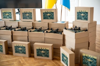 “Пташки Перемоги” передали ще 200 дронів військовим на передову