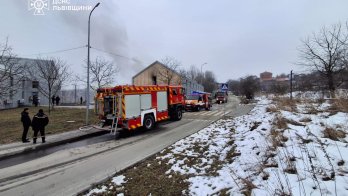 У Львові зайнялася пожежа у Центрі матері та дитини “Незламні матусі”