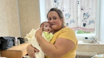 У Львові лікарі “Охматдиту” вилікували від кашлюку 18-денну дитину