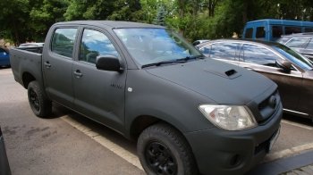 Львівщина відправила ще один автомобіль високої прохідності на передову