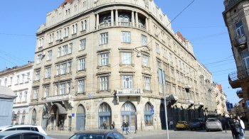 Прокуратура оскаржує моральну компенсацію засудженому за крадіжку стриянину