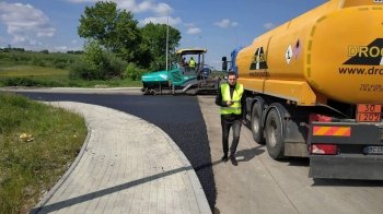 На Львівщині ремонтують дорогу Нижанковичі — Самбір — Дрогобич — Стрий: що встигли зробити