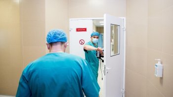 Львівські лікарі зробили пацієнтці серцевий клапан з її власних клітин