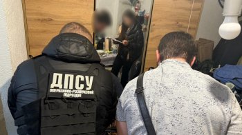 Мешканка Львівщини організувала схему працевлаштування в ЄС для ухилянтів