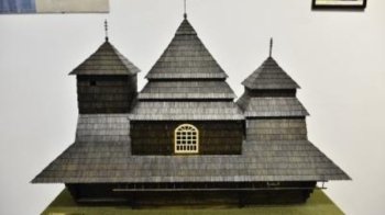 У Києво-Печерській лаврі експонуються роботи викладача сільської школи мистецтв з Львівщини