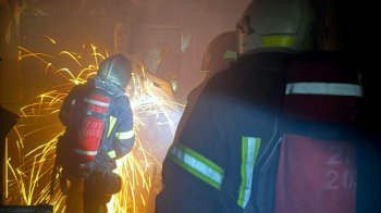 Через пожежу в багатоповерхівці на Сихові евакуювали 12 людей