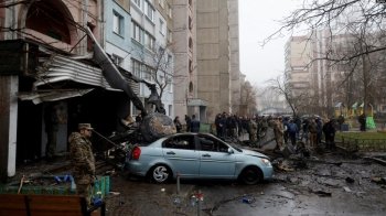 У Броварах гвинтокрил з керівництвом МВС впав на територію дитсадка: фото та відео з місця події