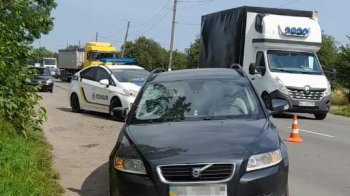 На Львівщині автівка збила 33-річну жінку