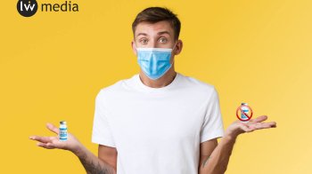 Вакцинація: між демократією та диктатурою