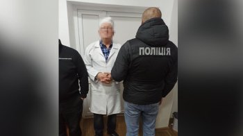 73-річний лікар торгував наркотиками на Черкащині, фото поліції