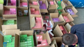 На Львівщині на кордоні виявили контрабанду електронних сигарет та рідин на 2 млн грн