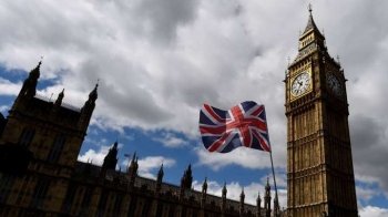 Ліз Трасс подала у відставку: хто може очолити уряд Великої Британії