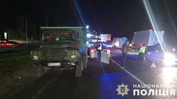 На Львівщині вантажівка на смерть збила пішохода