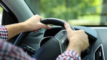 Суд Львова оштрафував водія без прав на 51 тис. грн і конфіскував авто