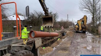 На Львівщині відновили ремонт дороги, що сполучає Червоноград та Раву-Руську: деталі