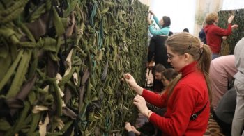 Львівські волонтери потребують матеріалів для плетіння маскувальних сіток: що потрібно та куди приносити