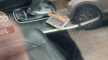 Запропонований водійкою хабар