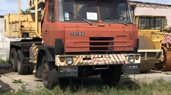 екскаватор TATRA